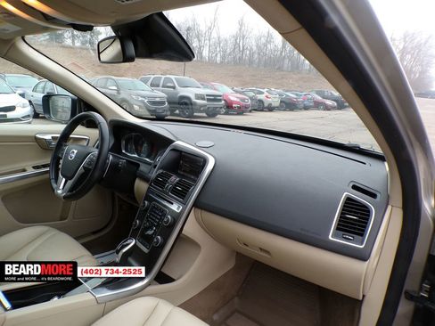 Used 2014 Volvo XC60 T6 image 19