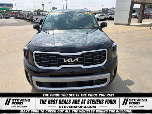 Used 2025 Kia Telluride S FWD image 7