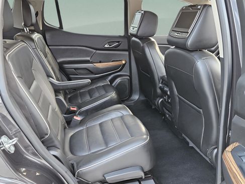 Used 2017 GMC Acadia Denali image 15