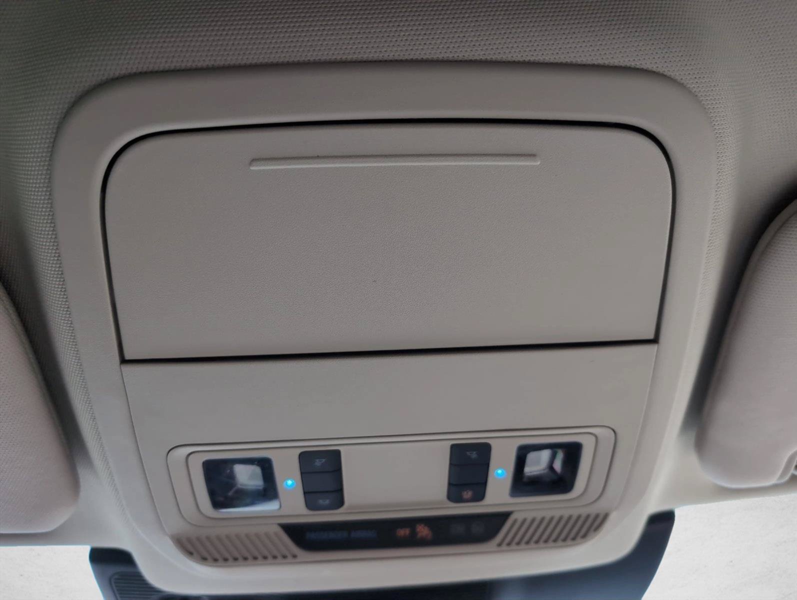 Used 2020 Ford Explorer Limited RWD image 17