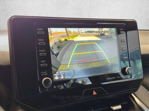Used 2021 Toyota Venza LE w/ Carpet Mat Package (TMS) AWD/4WD image 19