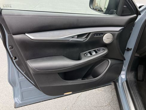 Used 2023 INFINITI QX50 Sport image 16