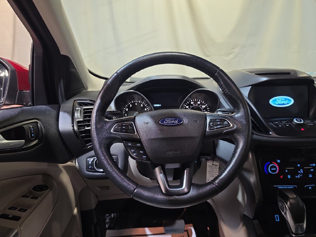 Used 2018 Ford Escape SEL FWD image 11