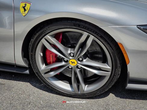 Used 2024 Ferrari 296 GTS RWD image 10
