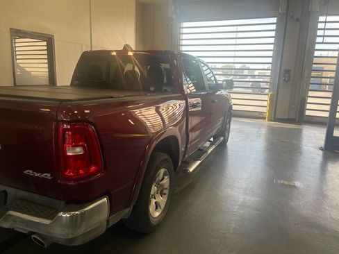 Used 2025 RAM 1500 Big Horn AWD/4WD image 9