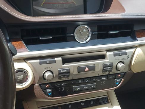 Used 2017 Lexus ES 350 FWD image 29