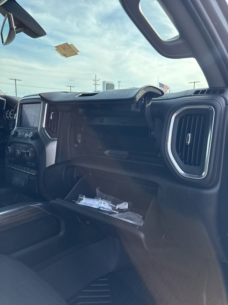 Used 2022 Chevrolet Silverado 1500 RST AWD/4WD image 31