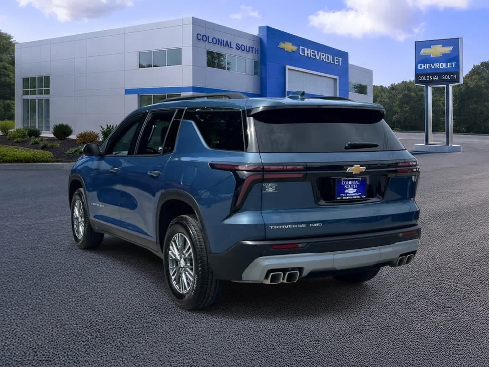 Certified 2026 Chevrolet Traverse LT AWD/4WD image 4