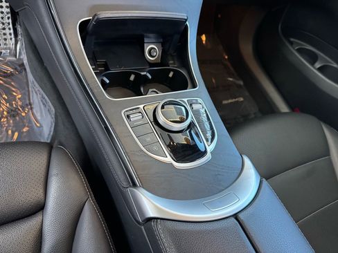 Used 2019 Mercedes-Benz GLC 300 4MATIC Coupe image 14