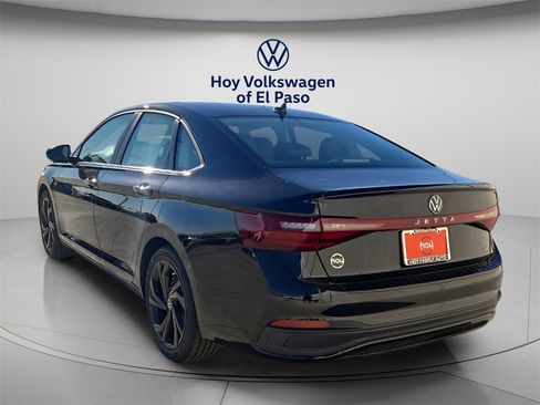 New 2026 Volkswagen Jetta SE image 4