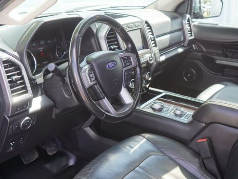 Used 2020 Ford Expedition Platinum AWD/4WD image 12
