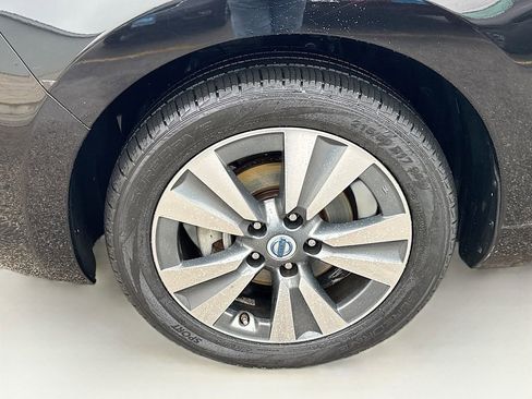 Used 2013 Nissan Leaf SL image 37