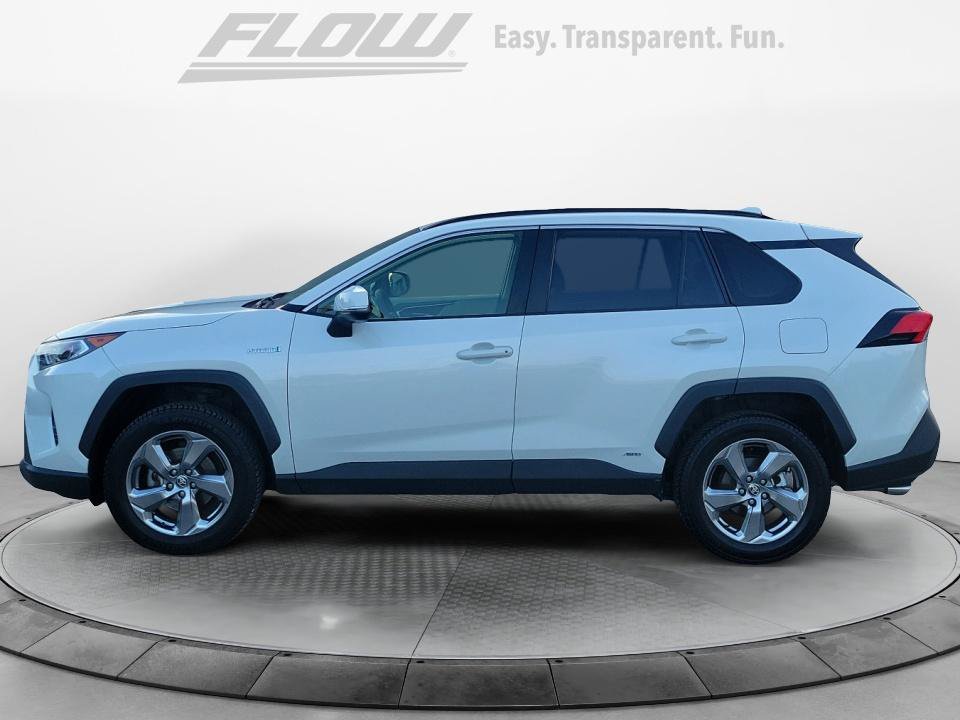 Used 2021 Toyota RAV4 XLE Premium AWD/4WD image 5