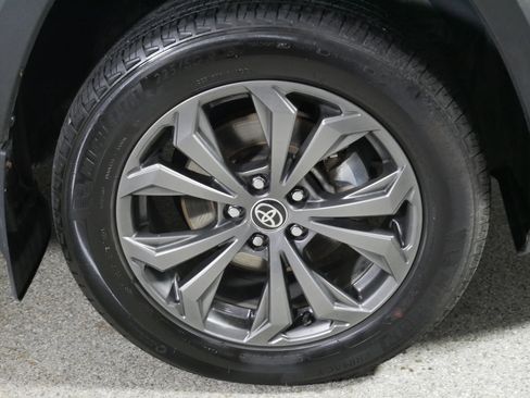 Used 2024 Toyota RAV4 XLE Premium w/ Weather Package AWD/4WD image 15