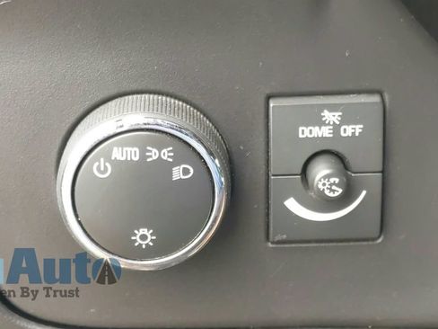 Used 2019 Chevrolet Express 3500 Extended w/ Driver Convenience Package RWD image 34