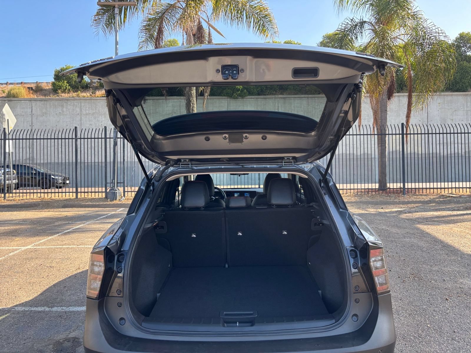 Used 2026 Nissan Kicks SR FWD image 29
