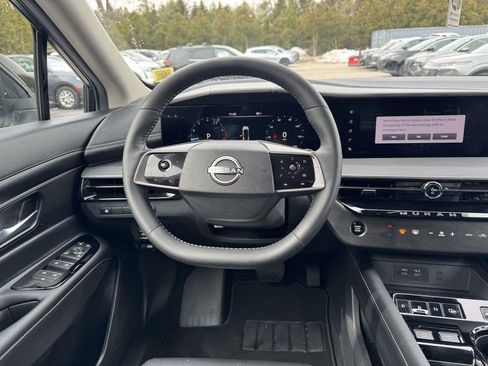 Certified 2025 Nissan Murano SV AWD/4WD image 13