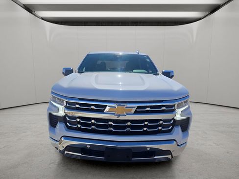 Used 2024 Chevrolet Silverado 1500 LTZ image 8