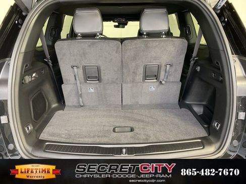 New 2026 Jeep Grand Cherokee L Limited AWD/4WD image 31