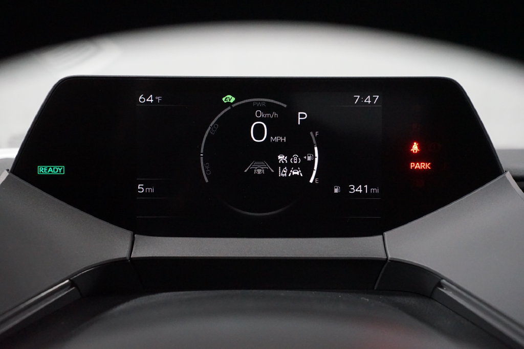 New 2027 Toyota Prius LE FWD image 15