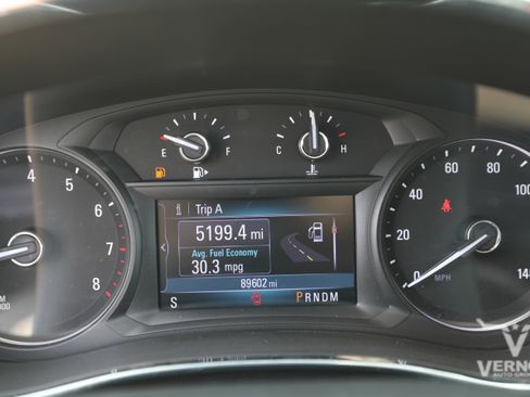 Used 2020 Buick Encore Preferred image 9