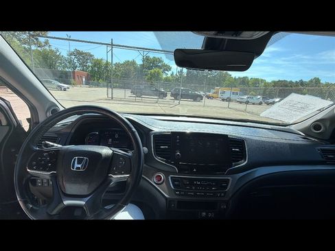 Used 2021 Honda Pilot Black Edition image 10