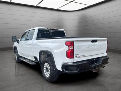 Used 2022 Chevrolet Silverado 2500 LT image 4