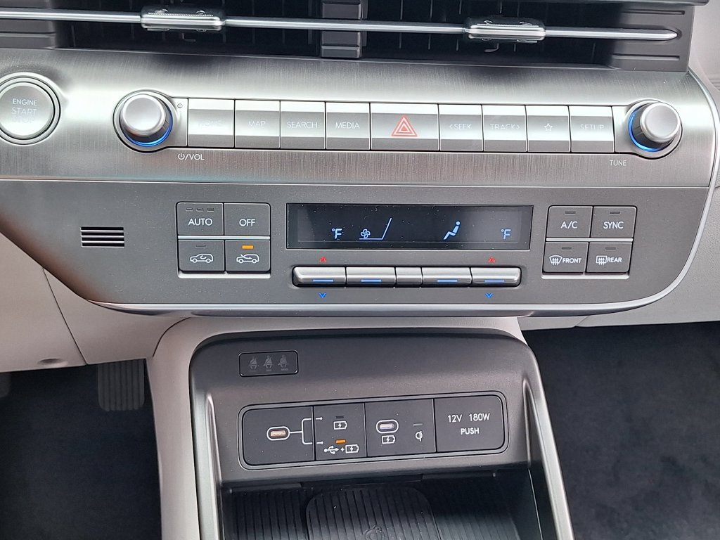 New 2026 Hyundai Kona SEL Premium AWD/4WD image 21