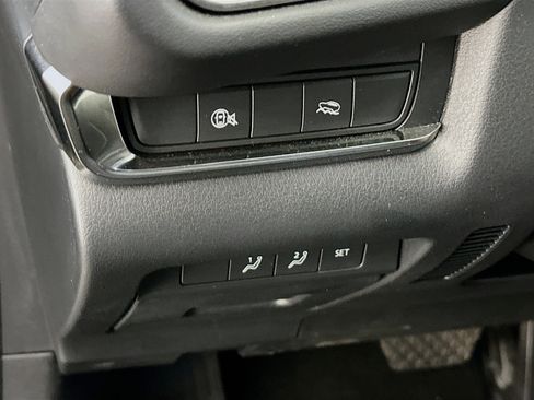 Used 2025 MAZDA CX-30 AWD 2.5 S w/ Preferred Package image 17