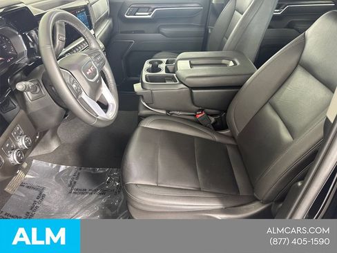 Used 2026 GMC Sierra 1500 SLT AWD/4WD image 12