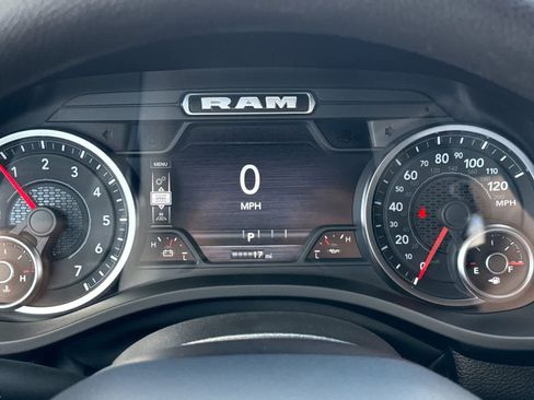 New 2026 RAM 1500 Express image 27