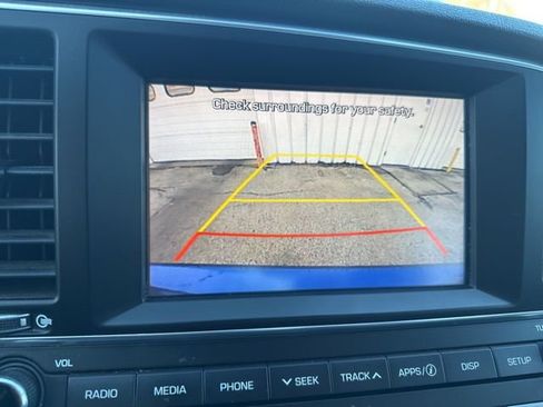 Used 2017 Hyundai Elantra Value Edition image 24