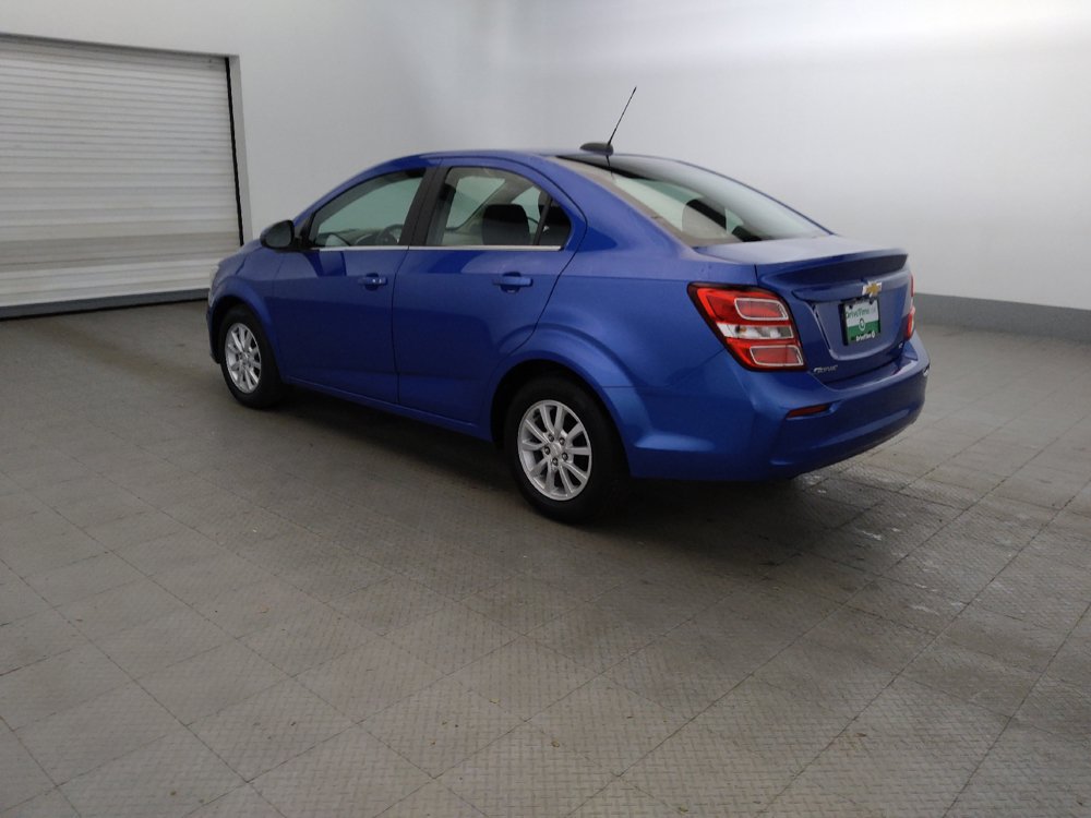Used 2020 Chevrolet Sonic LT w/ Convenience Package FWD image 3