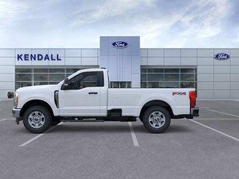 New 2026 Ford F350 XLT w/ FX4 Off-Road Package AWD/4WD image 3