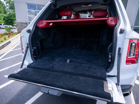 Used 2022 Rolls-Royce Cullinan AWD/4WD image 57