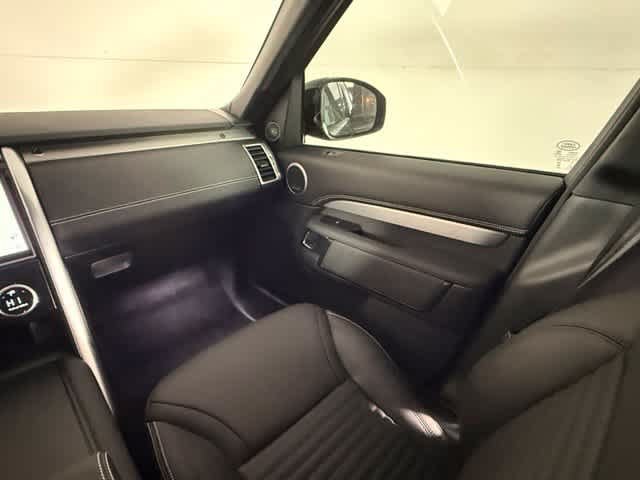 New 2026 Land Rover Discovery Limited Edition AWD/4WD image 16