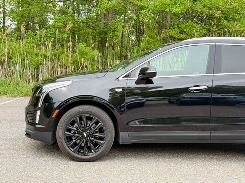 Used 2022 Cadillac XT5 Premium Luxury w/ LPO, ONYX Package AWD/4WD image 10