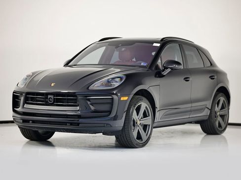New 2026 Porsche Macan image 1