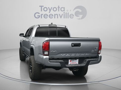 Used 2019 Toyota Tacoma SR w/ SR Convenience Package image 12