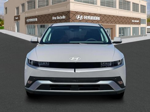 New 2025 Hyundai Ioniq 5 SE image 12