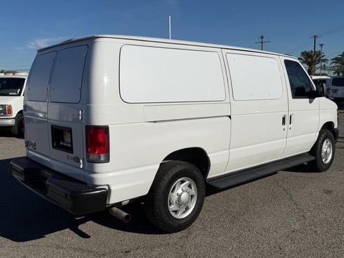 Used 2014 Ford E-250 and Econoline 250 w/ Interior Upgrade Package image 6