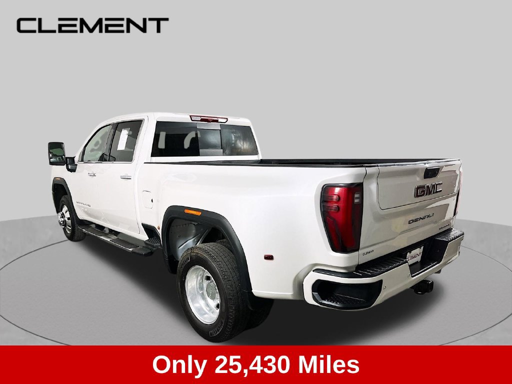 Used 2025 GMC Sierra 3500 Denali AWD/4WD image 8