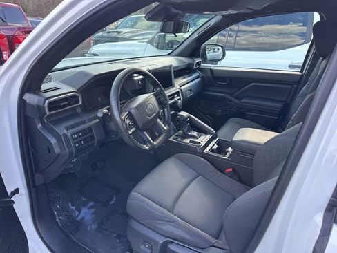 Used 2024 Toyota Tacoma SR image 3