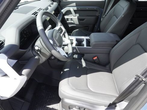 New 2026 Land Rover Defender 110 S image 19