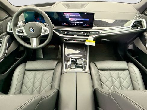 New 2026 BMW X5 xDrive40i w/ M Sport Package AWD/4WD image 13