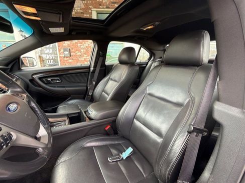 Used 2013 Ford Taurus Limited image 12