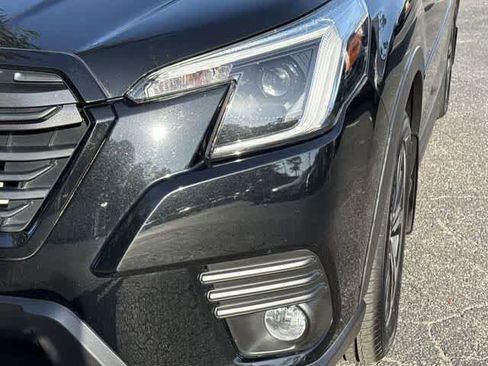 Used 2023 Subaru Forester Limited AWD/4WD image 10