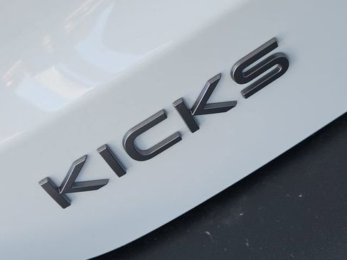 New 2026 Nissan Kicks S image 8