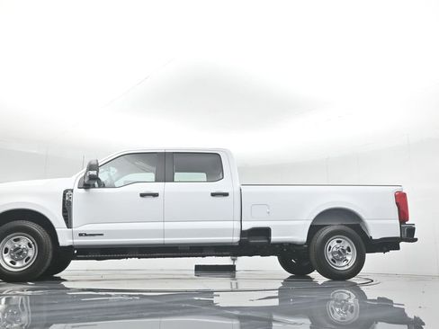 New 2026 Ford F350 XL w/ XL Chrome Package RWD image 53