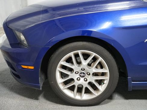 Used 2014 Ford Mustang Premium w/ Electronics Package RWD image 5